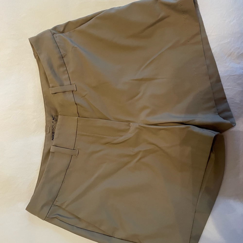 Women’s NIKE GOLF shorts Dri-fit
